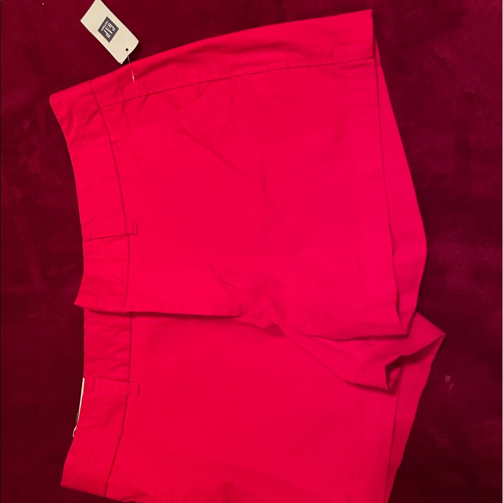 NWT Red khaki shorts